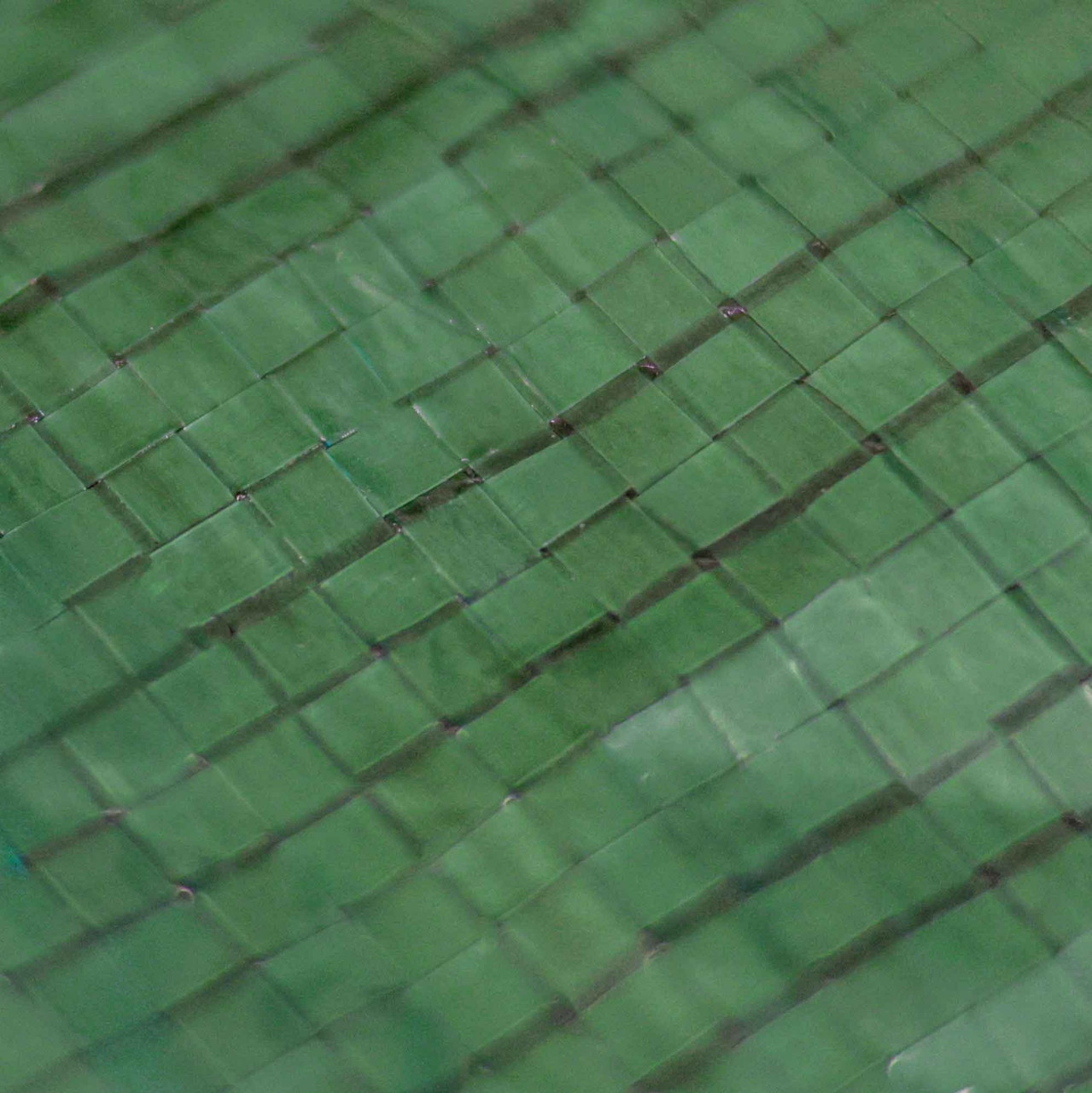 Green 80gsm Economy Tarpaulins - Waterproof & Lightweight Tarpaulin - Image 3